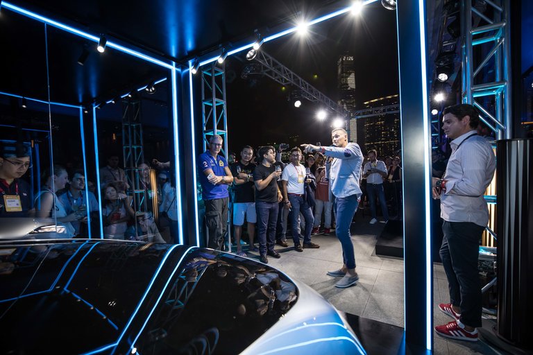 Conference presentation: panel discussions, congresses, debates, forums