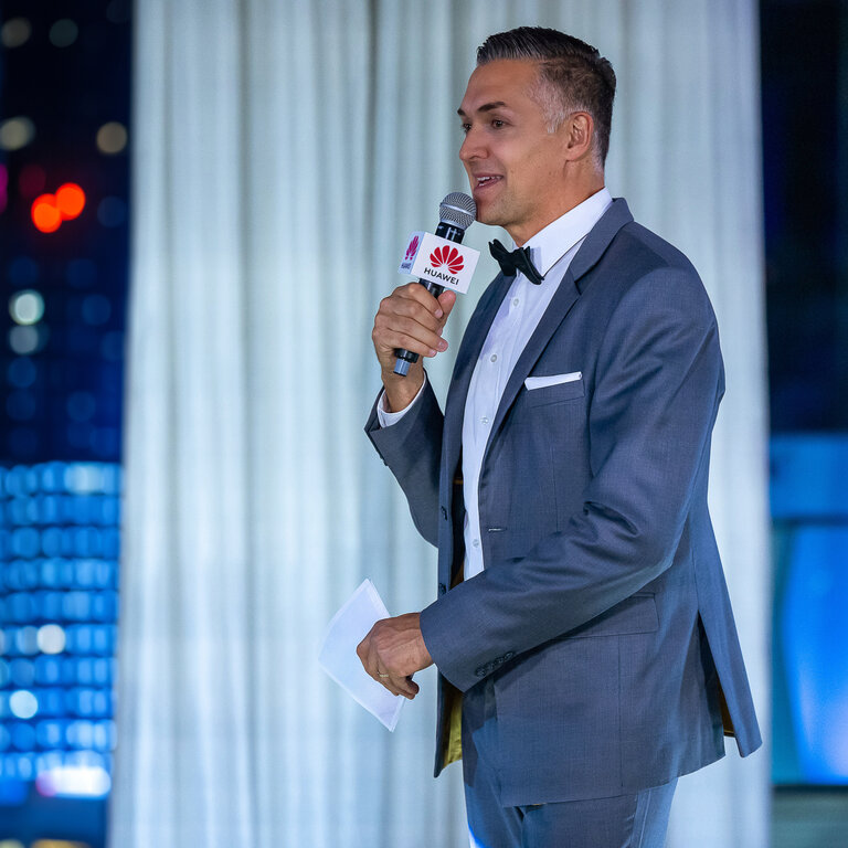 Huawei Gala: Moderation für HUAWEI